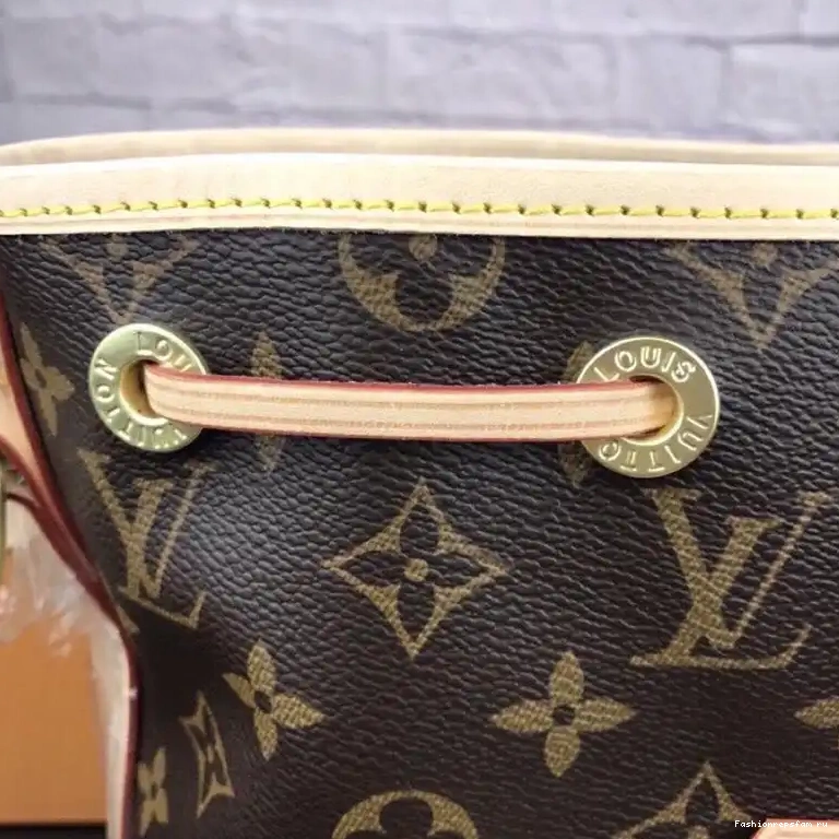 Fashionrepsfam ru LV 1906BL0146 Bags 0818